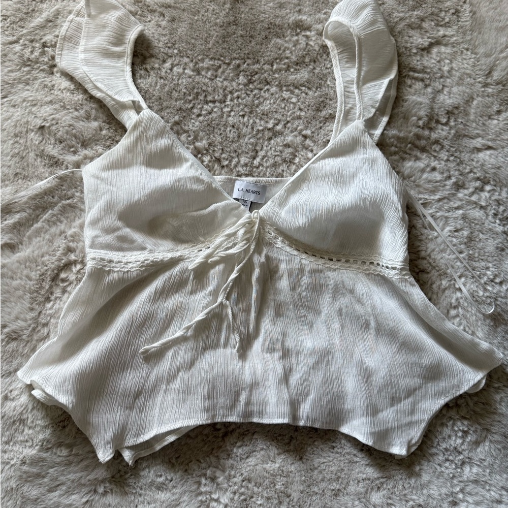 La Hearts by Pacsun Textured Sleeveless flowy Blouse tank